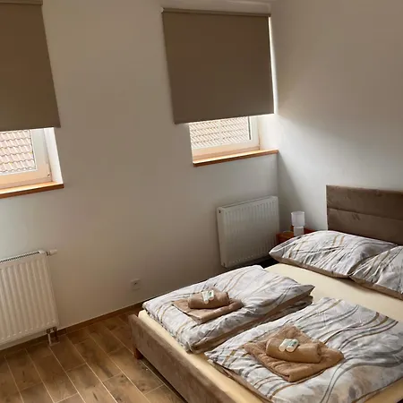 Za Kostelem * Husinetz