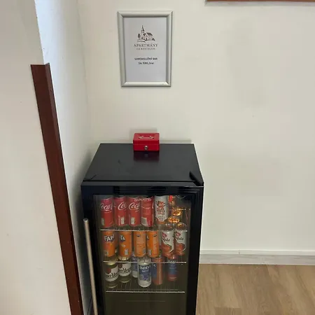Za Kostelem Husinetz