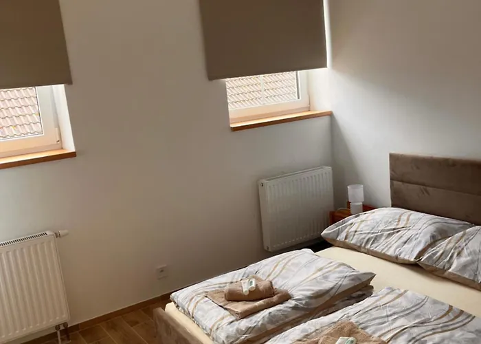 Za Kostelem * Husinetz